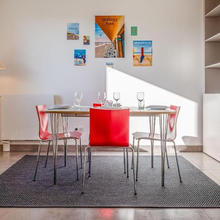 Apartment Les Arts-2 By Interhome Deauville Ngoại thất bức ảnh